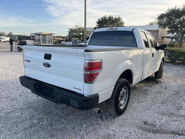 Image of Ford F-150 equipment image 2