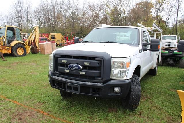 Image of Ford F-250 equipment image 4