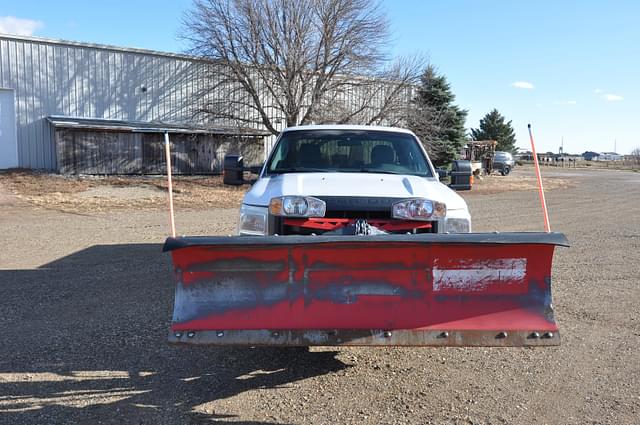 Image of Ford F-250 equipment image 1