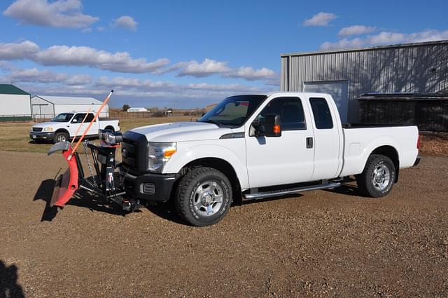 Image of Ford F-250 equipment image 3