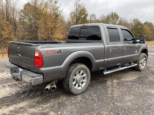 Image of Ford F-250 equipment image 3