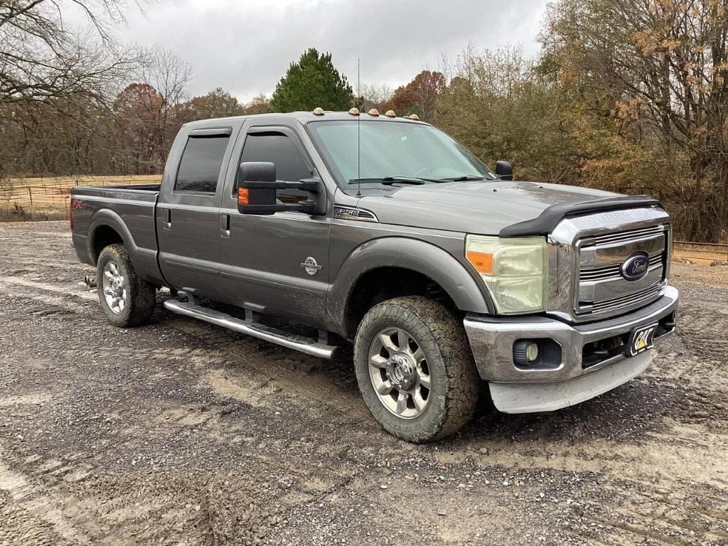 2012 Ford F-250 Equipment Image0