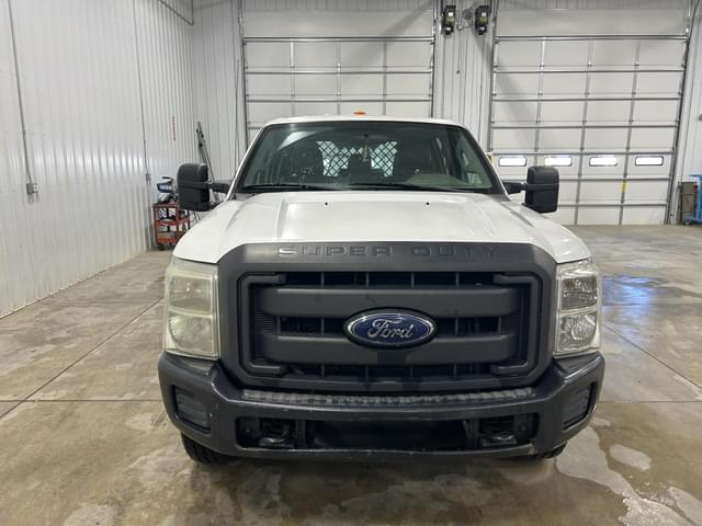 Image of Ford F-250 equipment image 1