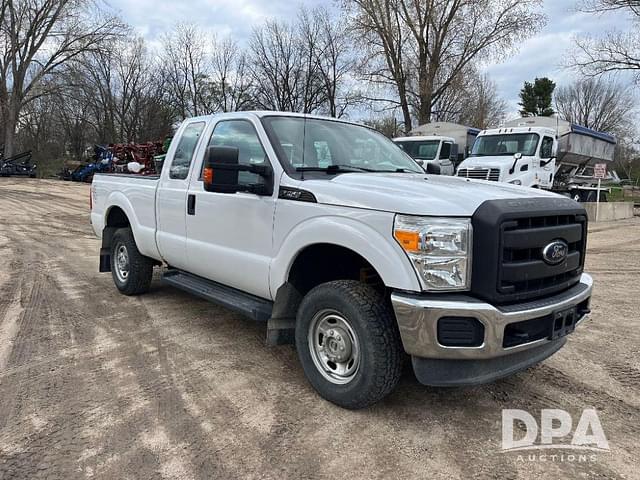 Image of Ford F-250 equipment image 4