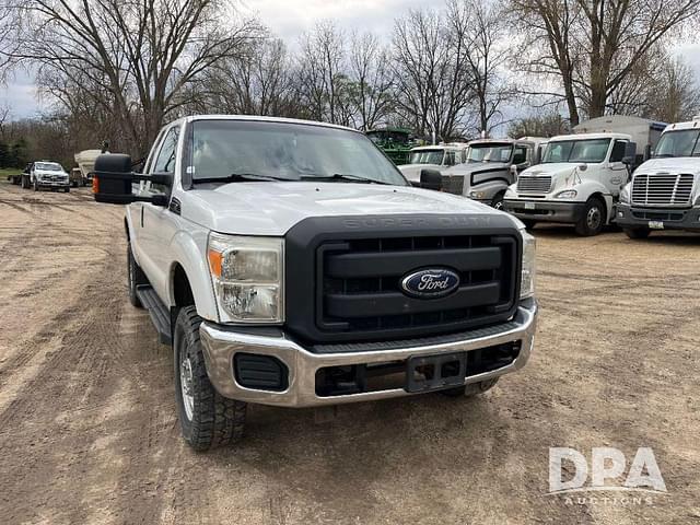 Image of Ford F-250 equipment image 3