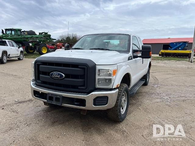 Image of Ford F-250 equipment image 1