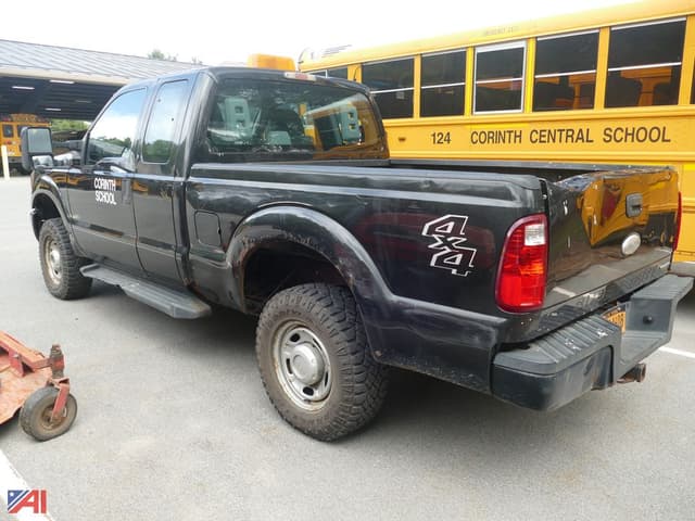 Image of Ford F-250 equipment image 4