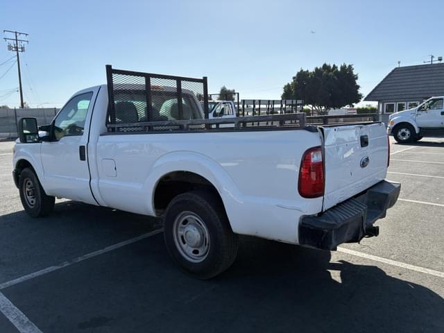 Image of Ford F-250 equipment image 3