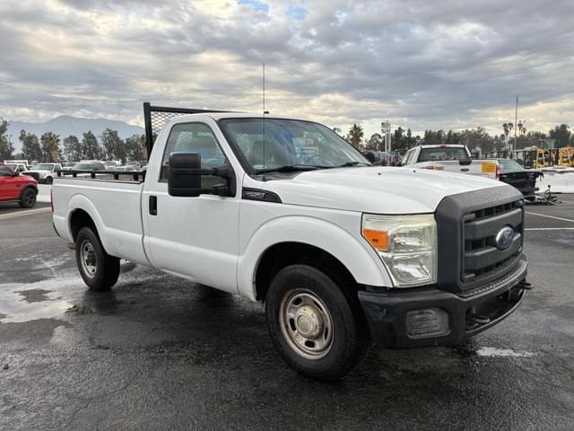 Image of Ford F-250 equipment image 1