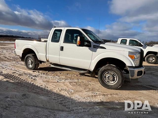 Image of Ford F-250 equipment image 1