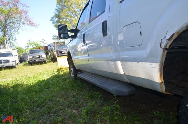 Image of Ford F-250 equipment image 2