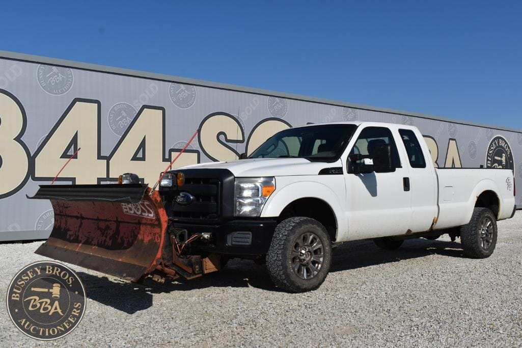 2012 Ford F-250 Equipment Image0