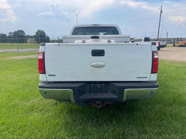 Image of Ford F-250 equipment image 4
