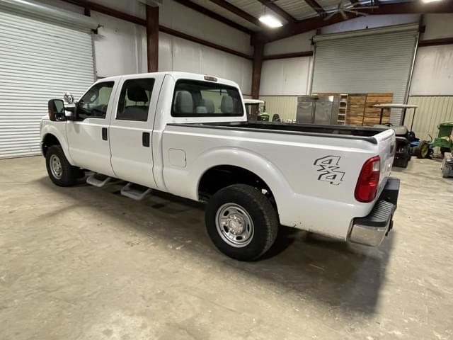 Image of Ford F-250 equipment image 3