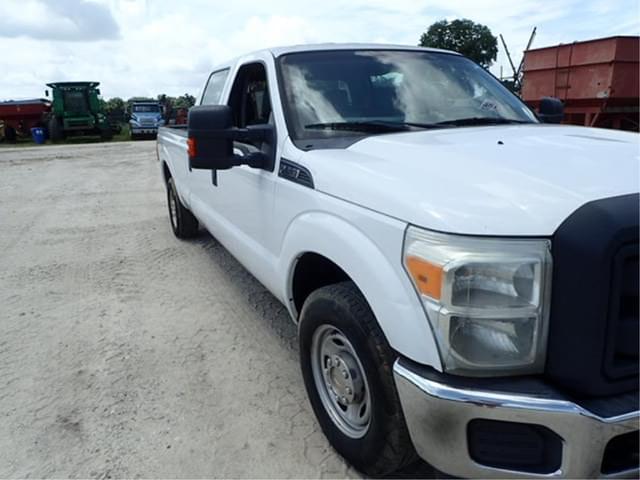 Image of Ford F-250 equipment image 2