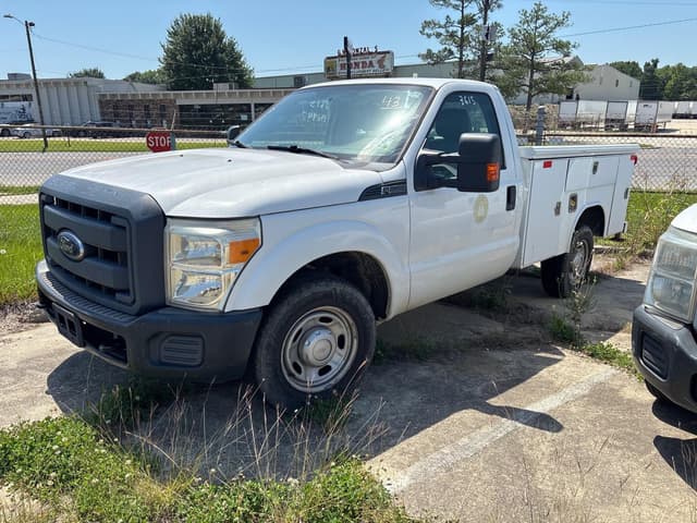 Image of Ford F-250 equipment image 2