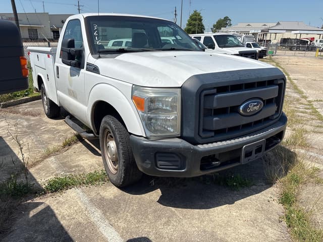 Image of Ford F-250 equipment image 3