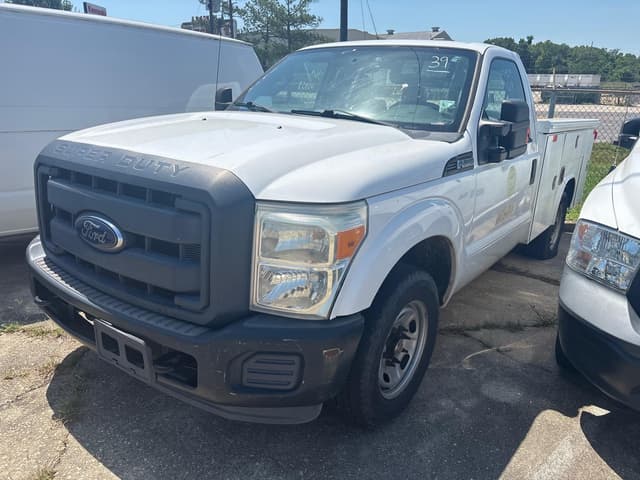 Image of Ford F-250 equipment image 3