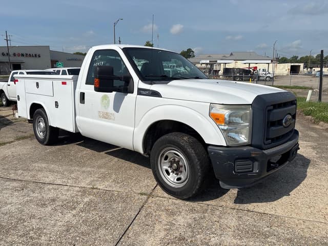 Image of Ford F-250 equipment image 1
