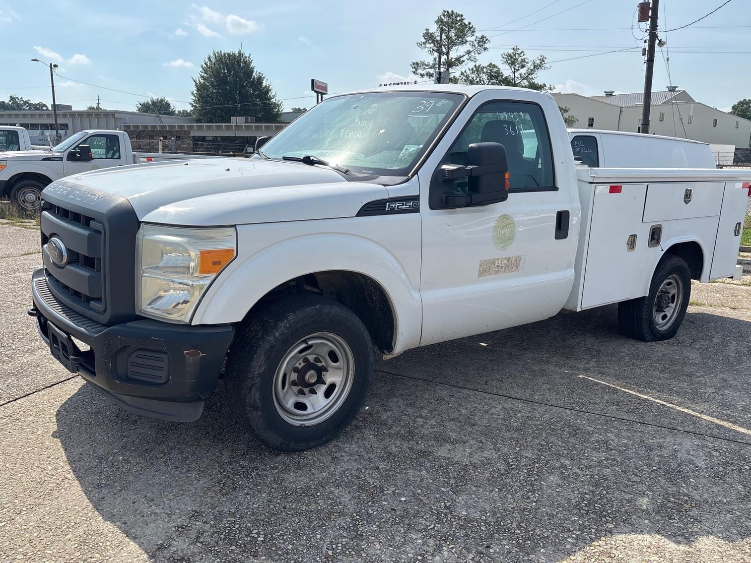 2012 Ford F-250 Equipment Image0