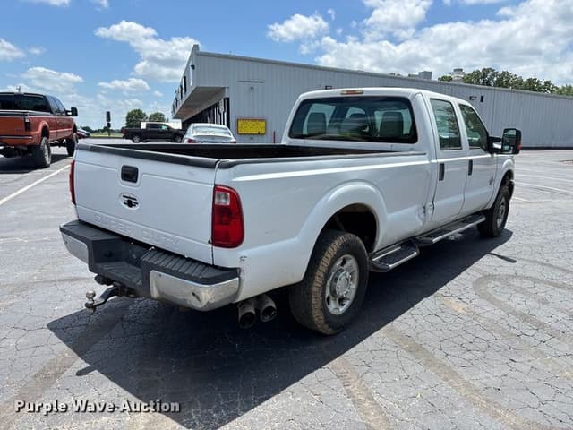 Image of Ford F-250 equipment image 4