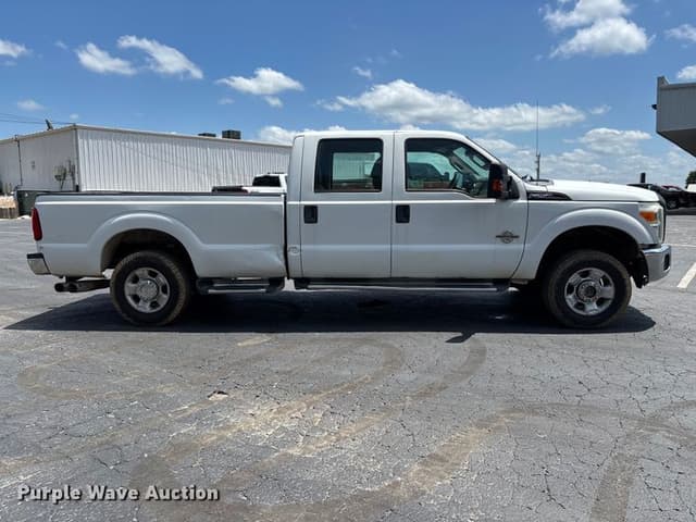 Image of Ford F-250 equipment image 3