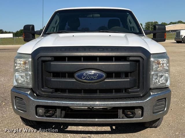 Image of Ford F-250 equipment image 1