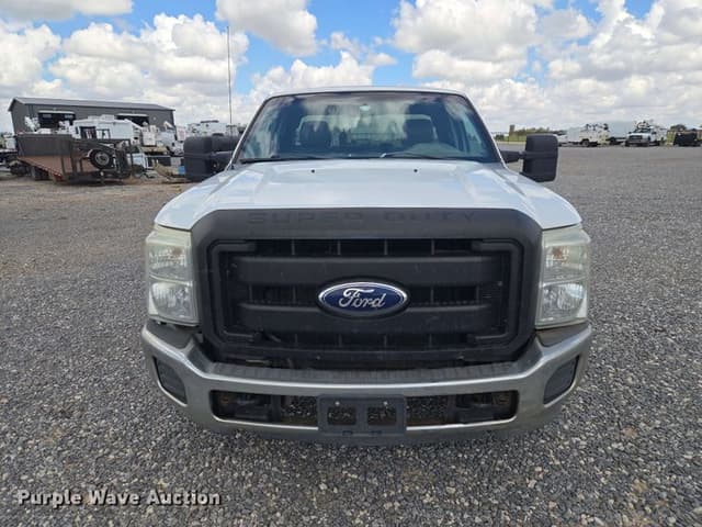 Image of Ford F-250 equipment image 1