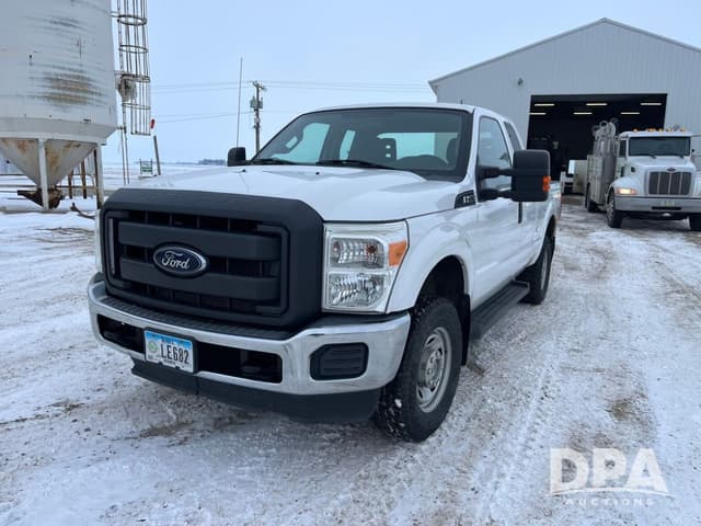 Image of Ford F-250 equipment image 1