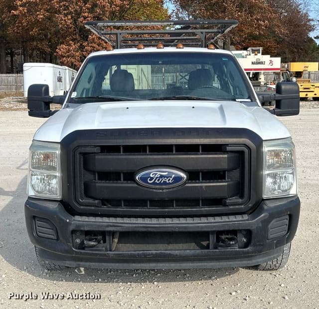 Image of Ford F-250 equipment image 1