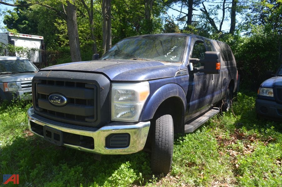 2012 Ford F-250 Equipment Image0