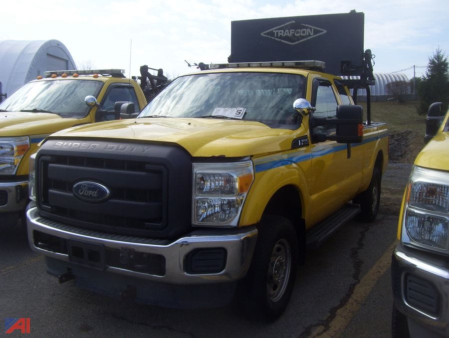 2012 Ford F-250 Equipment Image0