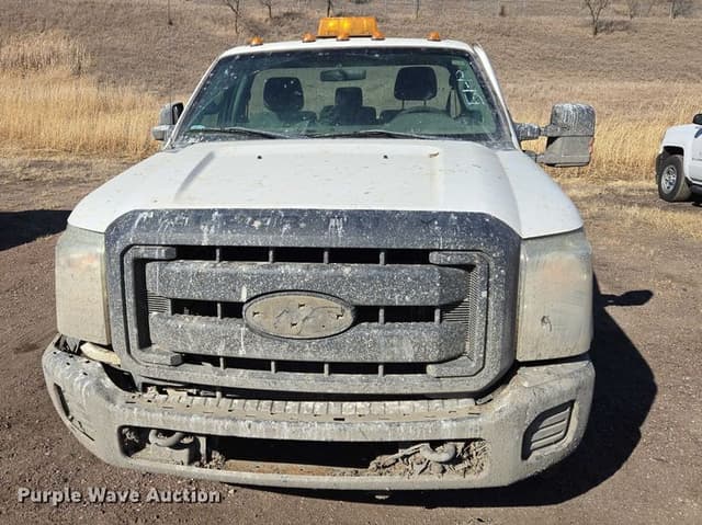 Image of Ford F-250 equipment image 1