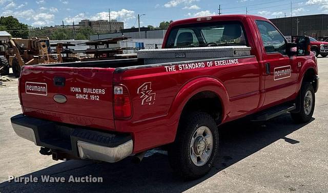 Image of Ford F-250 equipment image 4