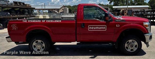 Image of Ford F-250 equipment image 3