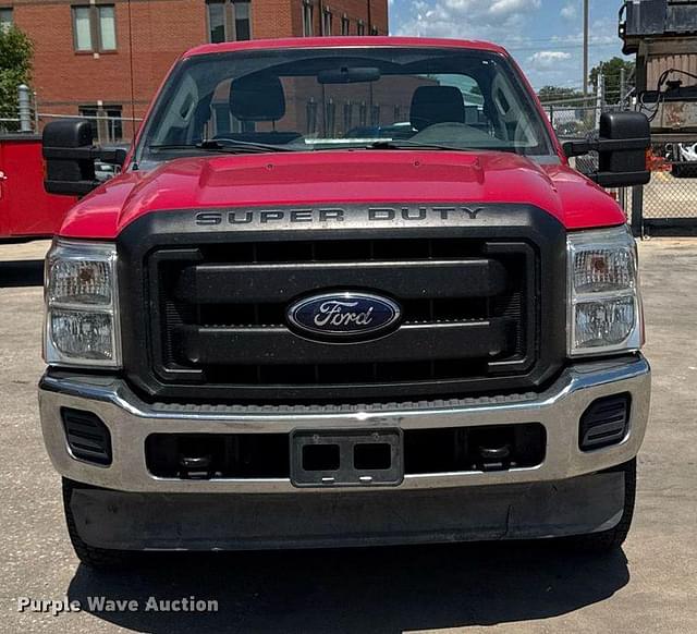 Image of Ford F-250 equipment image 1