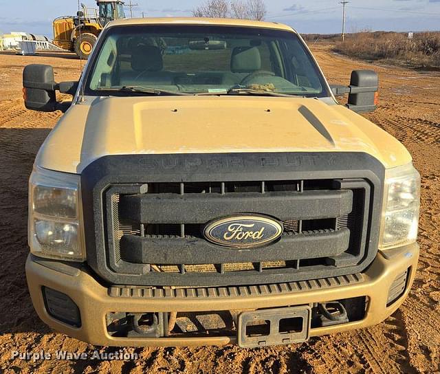 Image of Ford F-250 equipment image 1