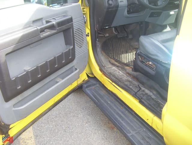Image of Ford F-250 equipment image 4