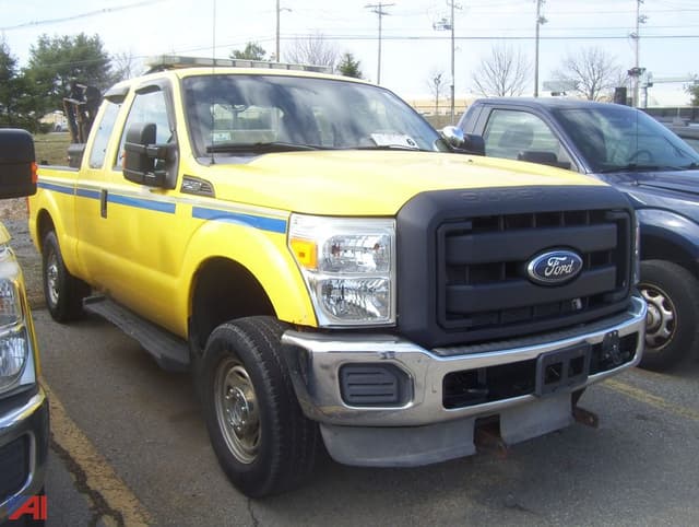 Image of Ford F-250 equipment image 1