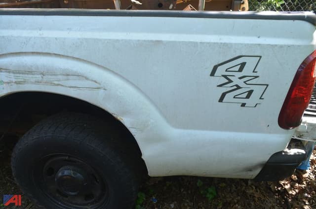 Image of Ford F-250 equipment image 2