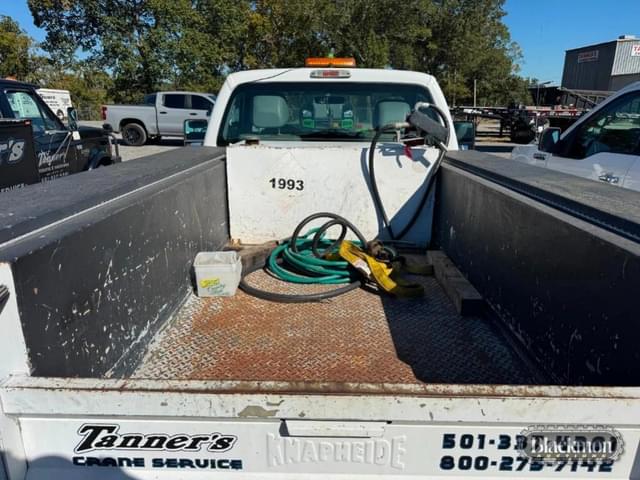 Image of Ford F-250 equipment image 4