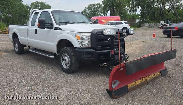 Image of Ford F-250 equipment image 2