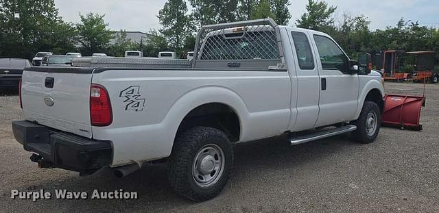 Image of Ford F-250 equipment image 4