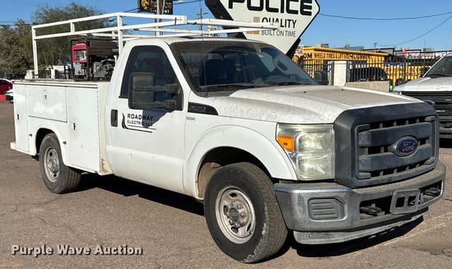 Image of Ford F-250 equipment image 2