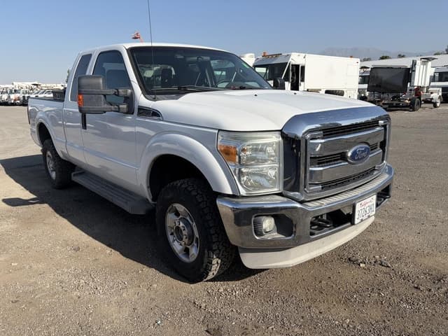 Image of Ford F-250 equipment image 1