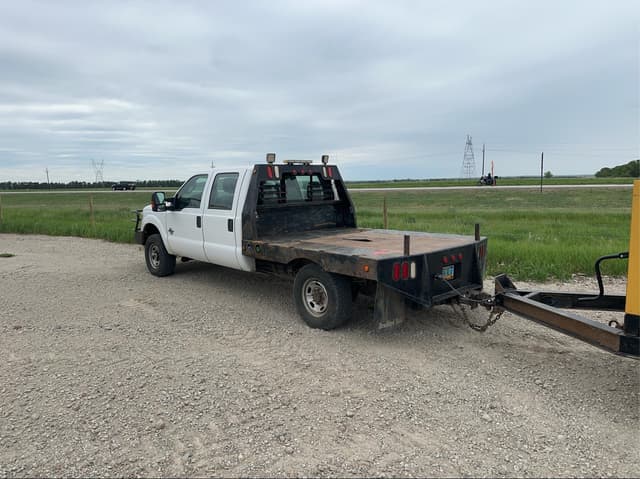 Image of Ford F-250 equipment image 2