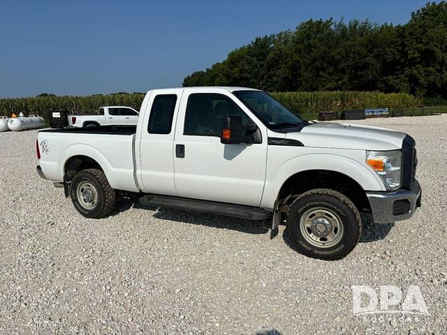 Image of Ford F-250 equipment image 1