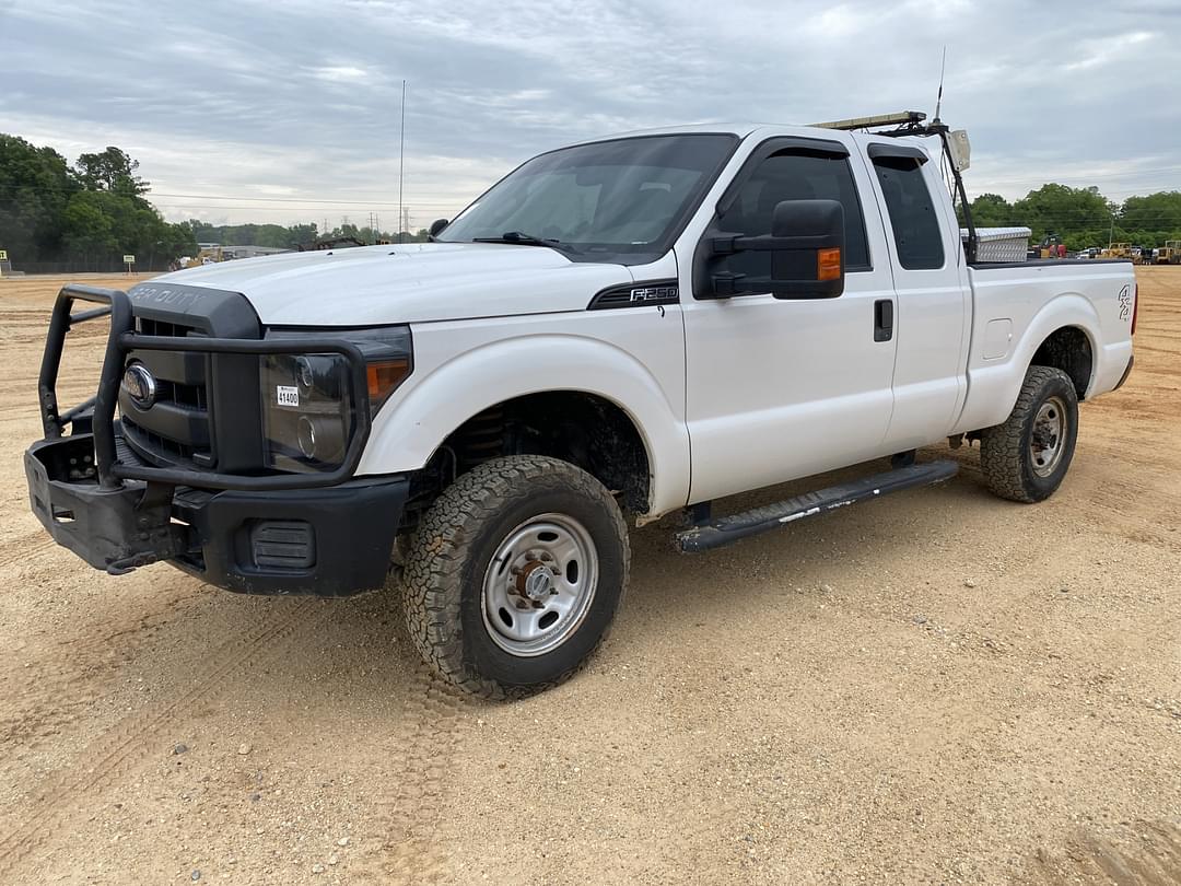 Image of Ford F-250 Primary image