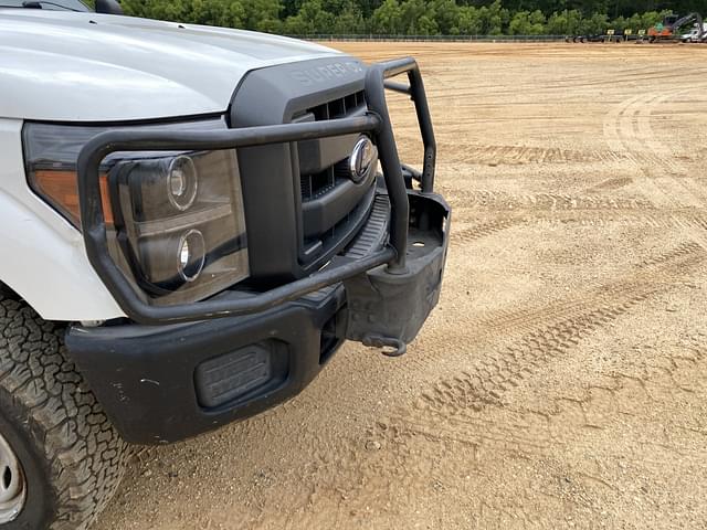 Image of Ford F-250 equipment image 4