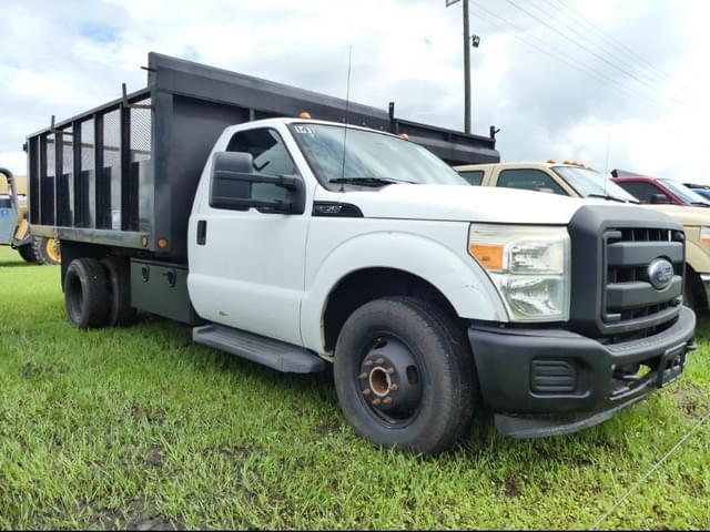 Image of Ford F-350 equipment image 1